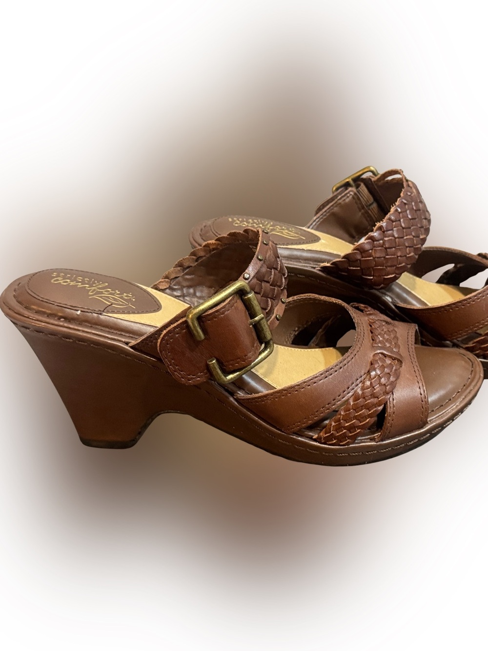 Vtg Y2K Women’s Brown Woven Leather Slide Sandals